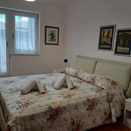Casa Vacanze Paola Romeno Buitenkant foto