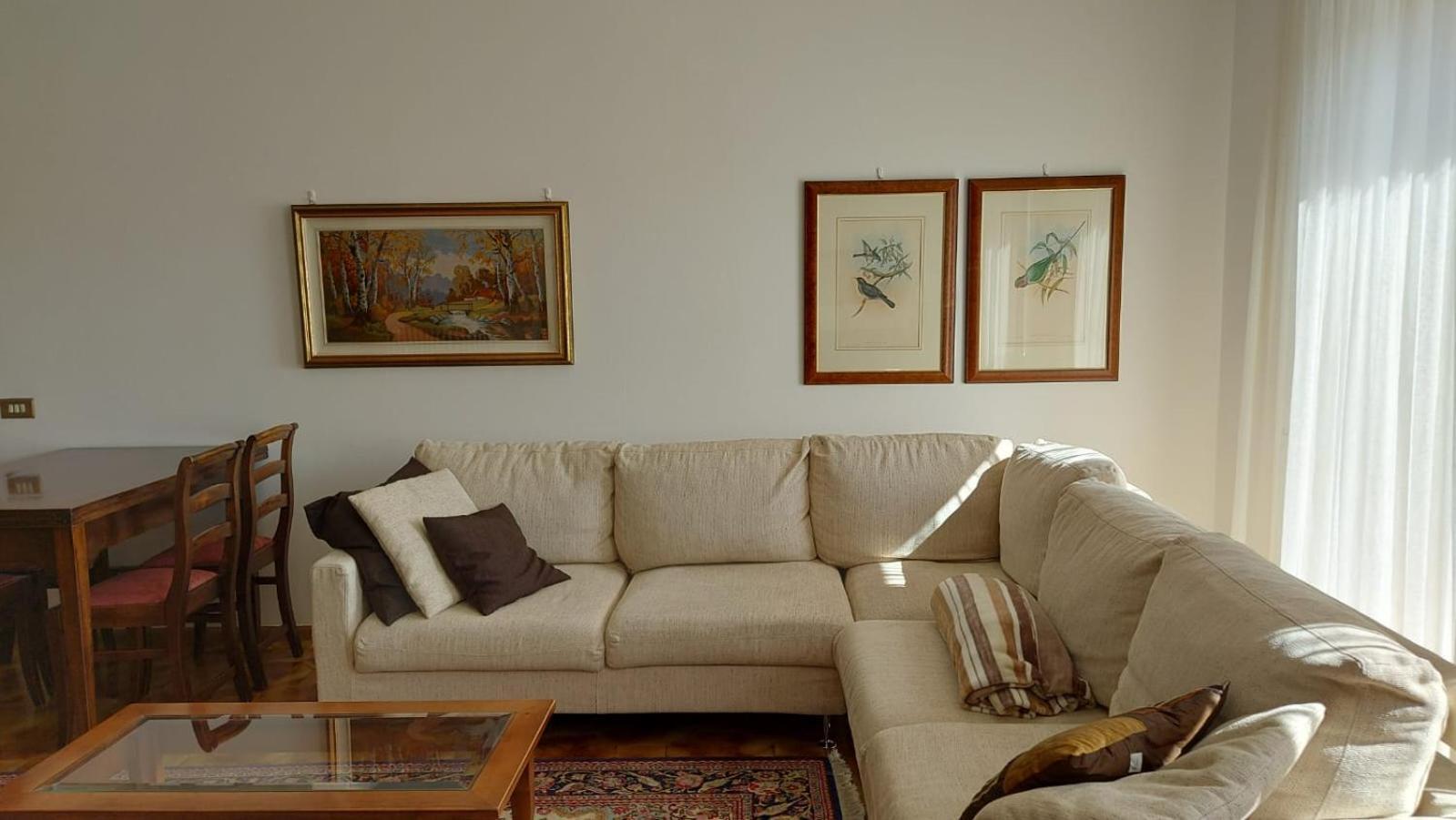 Casa Vacanze Paola Romeno Buitenkant foto
