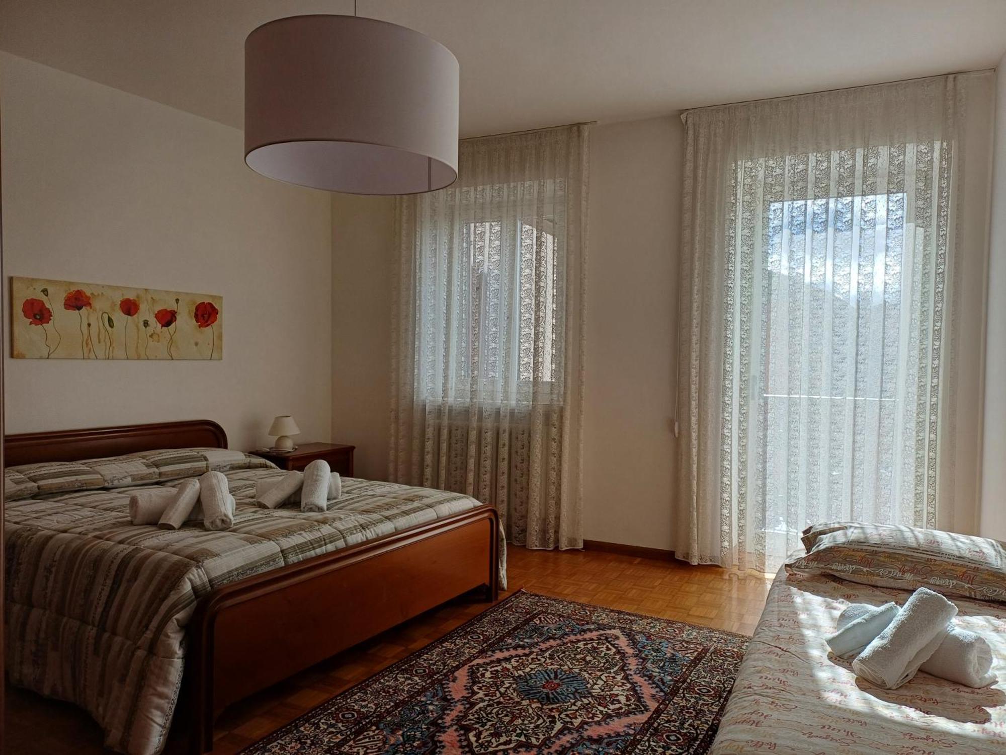 Casa Vacanze Paola Romeno Buitenkant foto